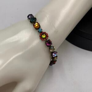 Sorrelli Rainbow Southwest Brights
Antique Gold Plated Floral Tennis Bracelet‎